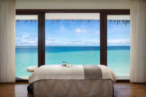 https://www.outdoorswithnaina.com/wp-content/uploads/2019/12/massage-in-maldives.jpg